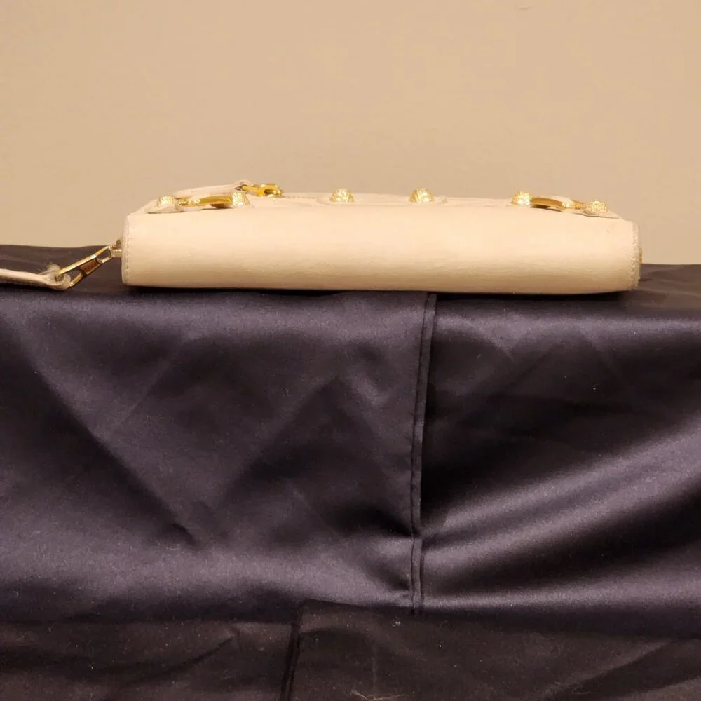 Excellent Balenciaga Continental Zip around Wallet Creamy Off White Leather - Picture 5 of 11
